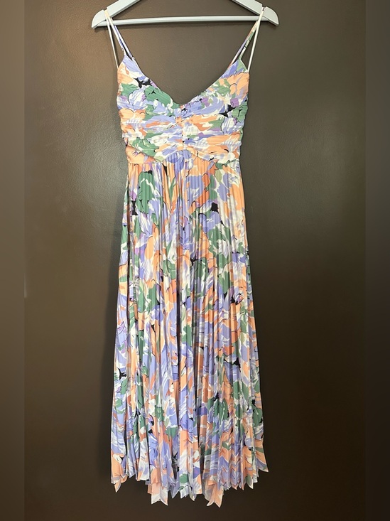 Astr Dresses & Skirts - ASTR The Label Blythe Floral Plisse Pleated Midi Dress Coral Multi Size Medium